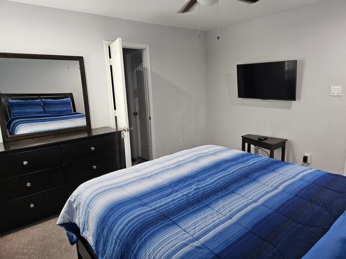 Home Away From Home Unit B Houston Exterior photo